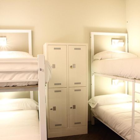 Poshtel Bilbao - Premium Hostel Phòng bức ảnh