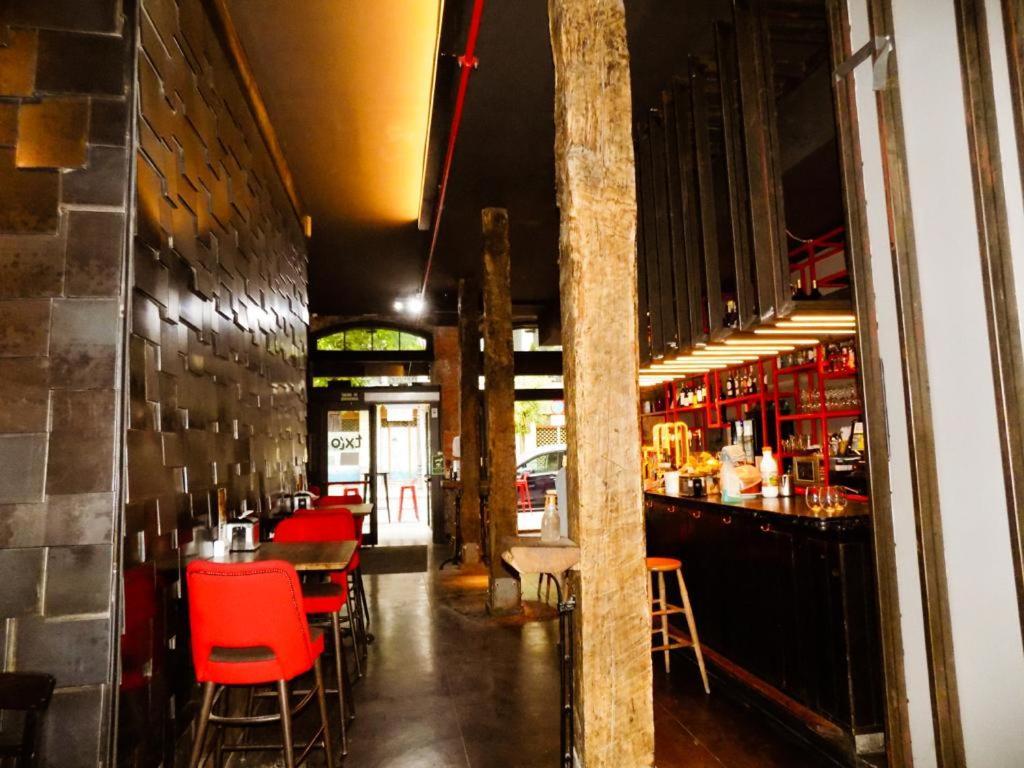 Poshtel Bilbao - Premium Hostel Ngoại thất bức ảnh