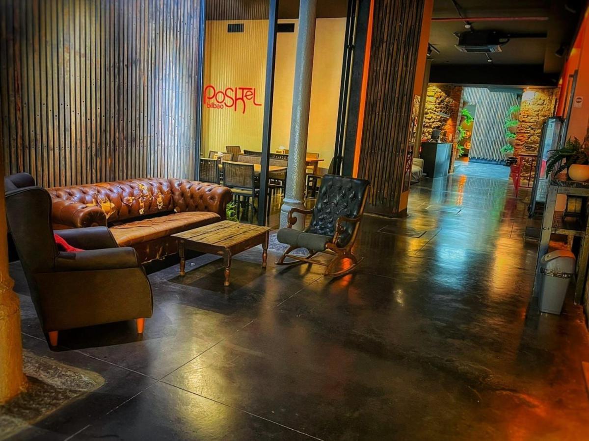 Poshtel Bilbao - Premium Hostel Ngoại thất bức ảnh