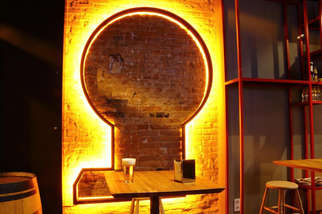 Poshtel Bilbao - Premium Hostel Ngoại thất bức ảnh