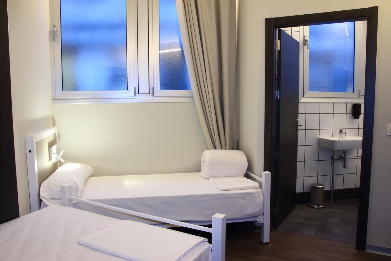 Poshtel Bilbao - Premium Hostel Ngoại thất bức ảnh